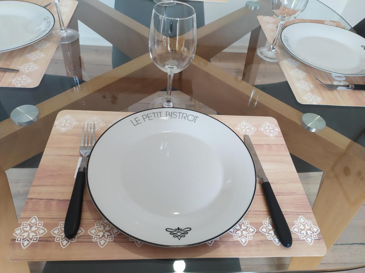 דירות דינאן Wilton מראה חיצוני תמונה
